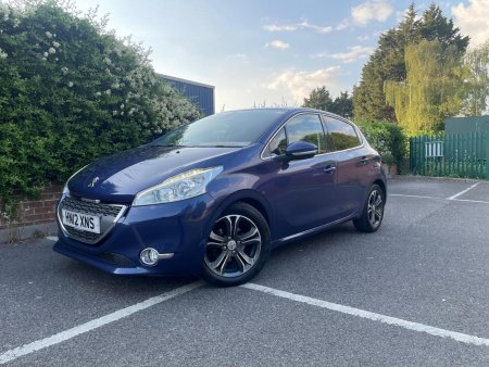 PEUGEOT 208 1.6 e-HDi Allure Euro 5 (s/s) 5dr