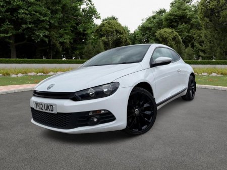VOLKSWAGEN SCIROCCO 2.0 TDI GT DSG Euro 5 3dr (Leather, Nav)
